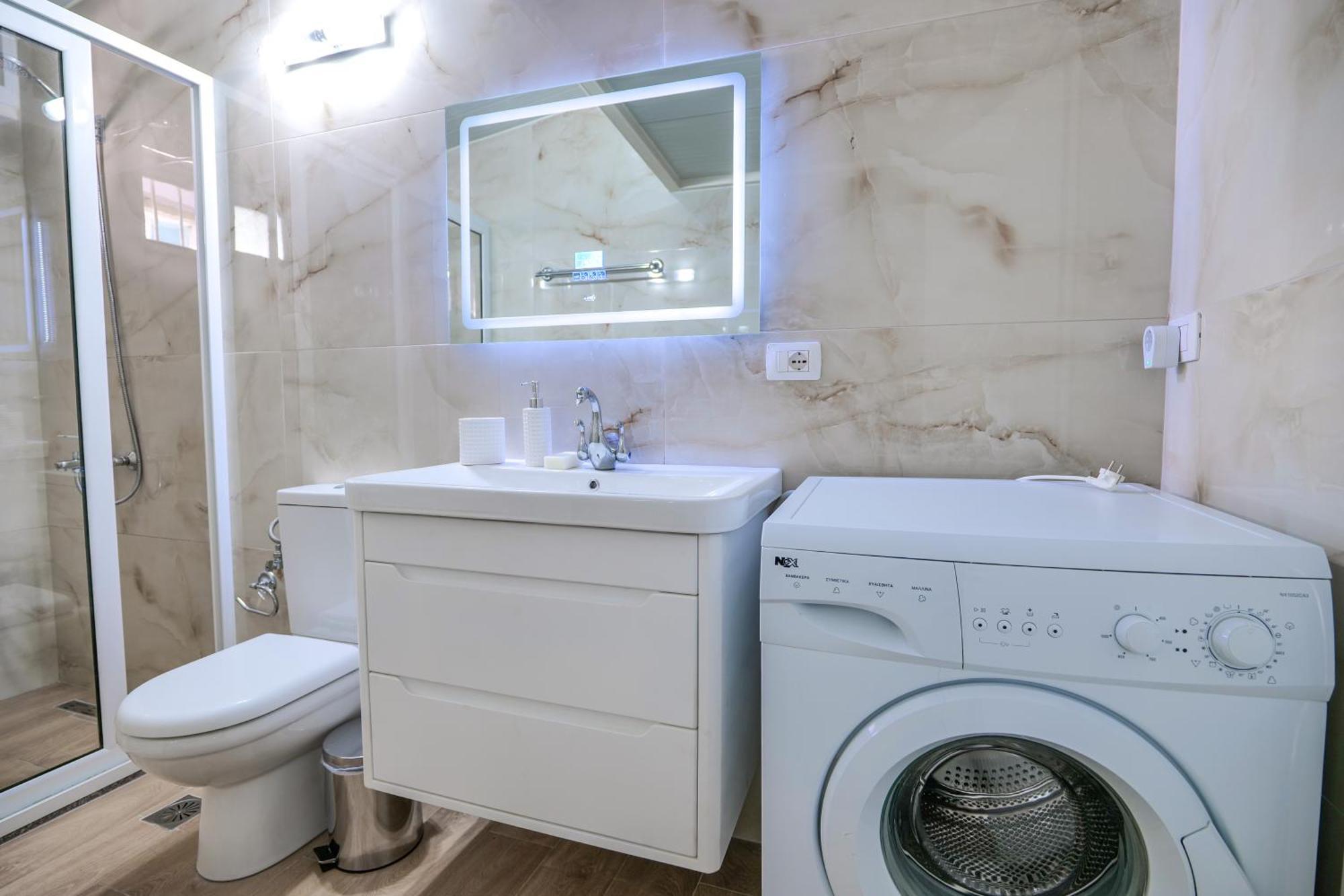 Coastal Dwell * Saranda